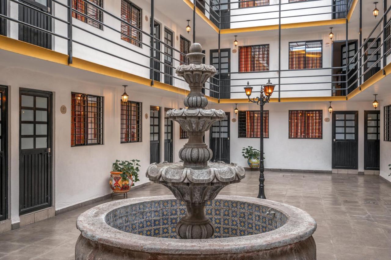 Cinco de Mayo Hotel Querétaro Exterior foto