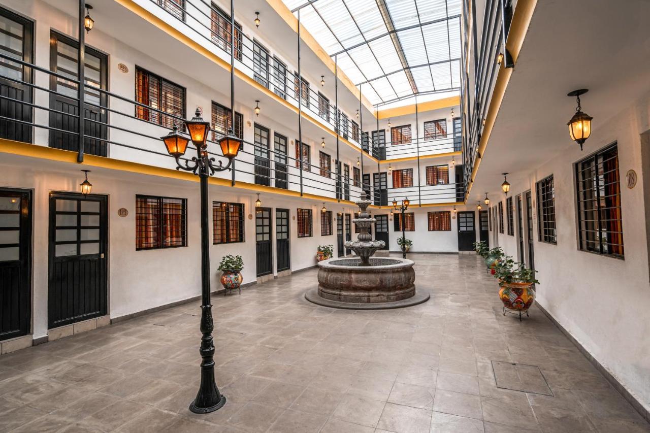Cinco de Mayo Hotel Querétaro Exterior foto