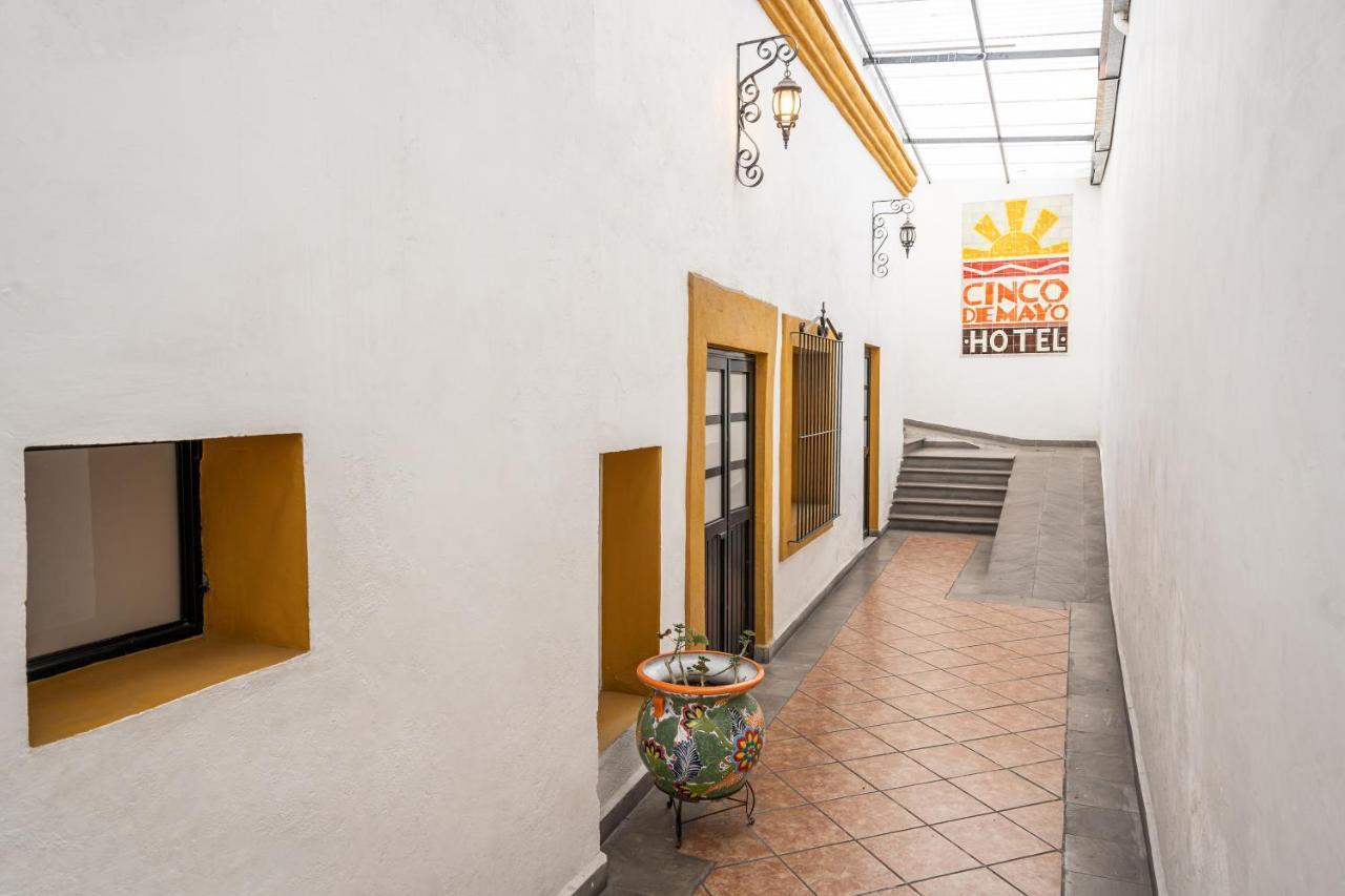 Cinco de Mayo Hotel Querétaro Exterior foto